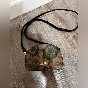 Coach mini crossbody